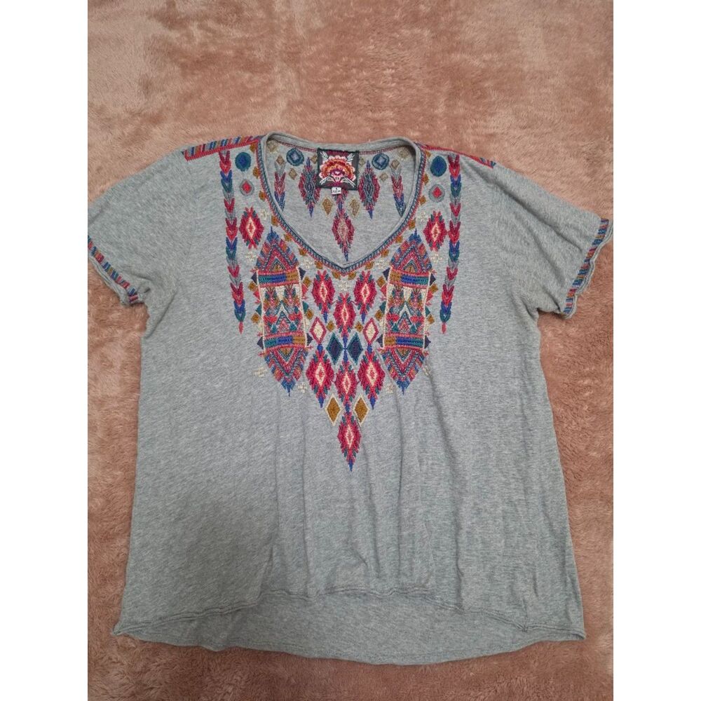 Johnny Was embroidered gray boho t-shirt size L
